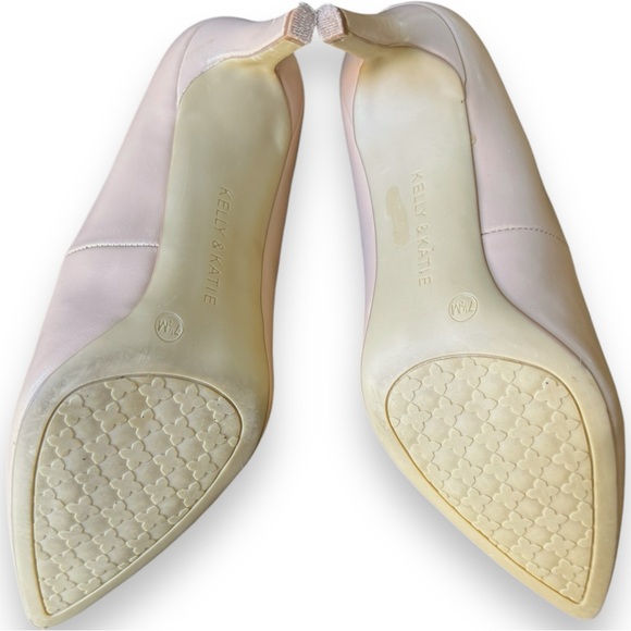 Kelly & Katie Nude Pumps size 7.5M - Picture 6 of 8